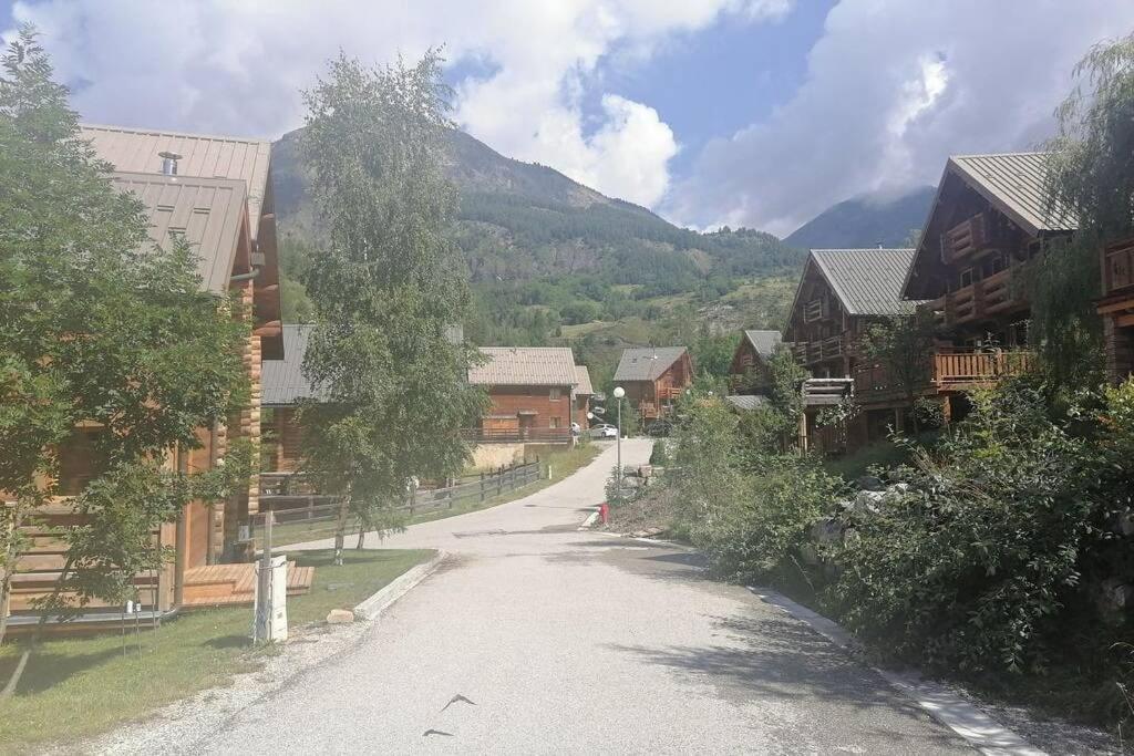 Le Zen Villa Allos Exterior photo